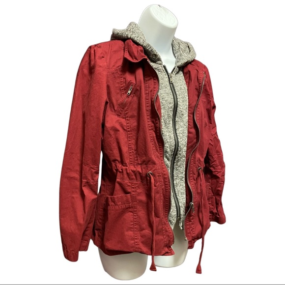 Red Hooded Jacket - Picture 3 of 7